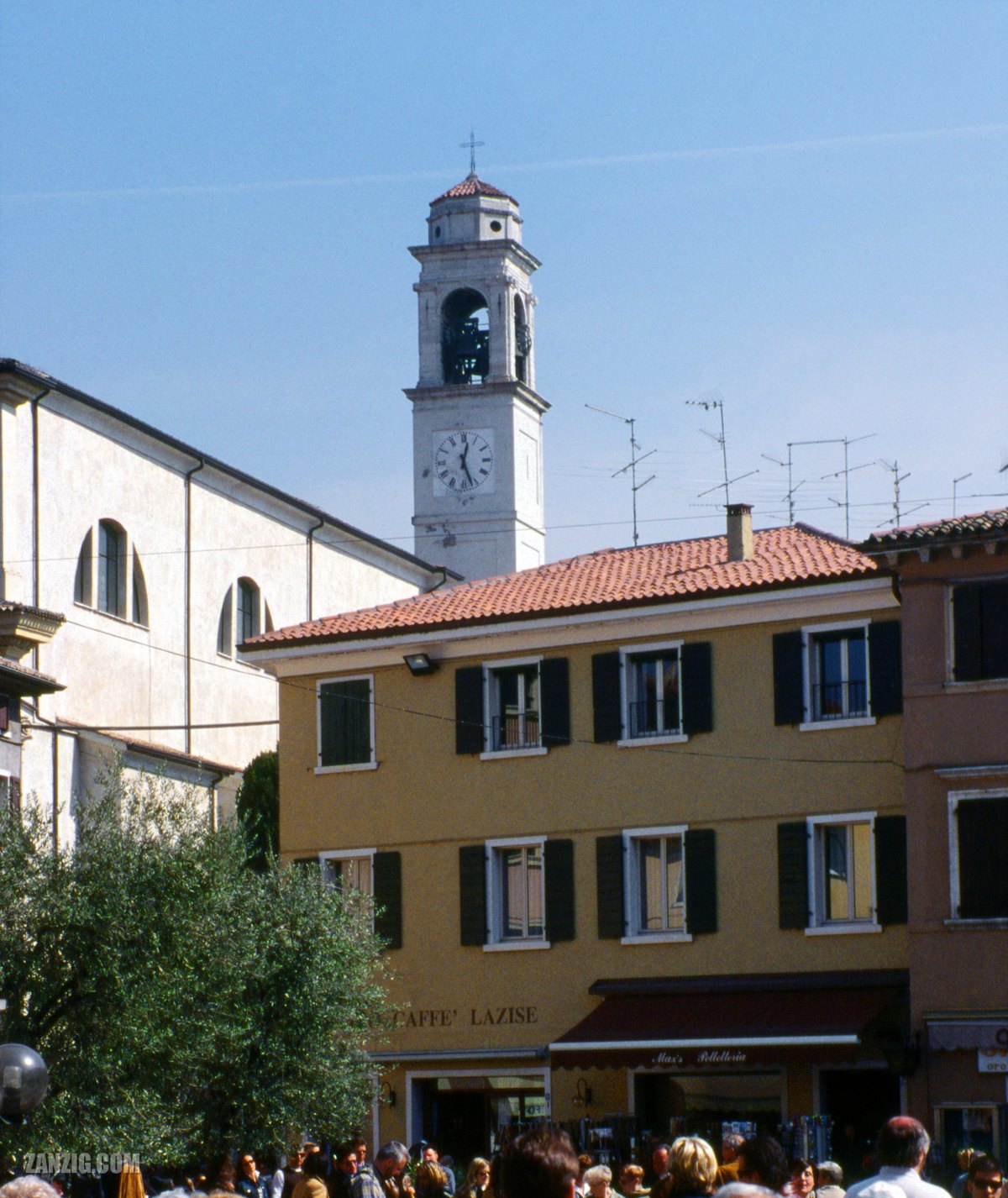 Piazza Vittorio Emanuelle, Lazise,&nbsp;Italy