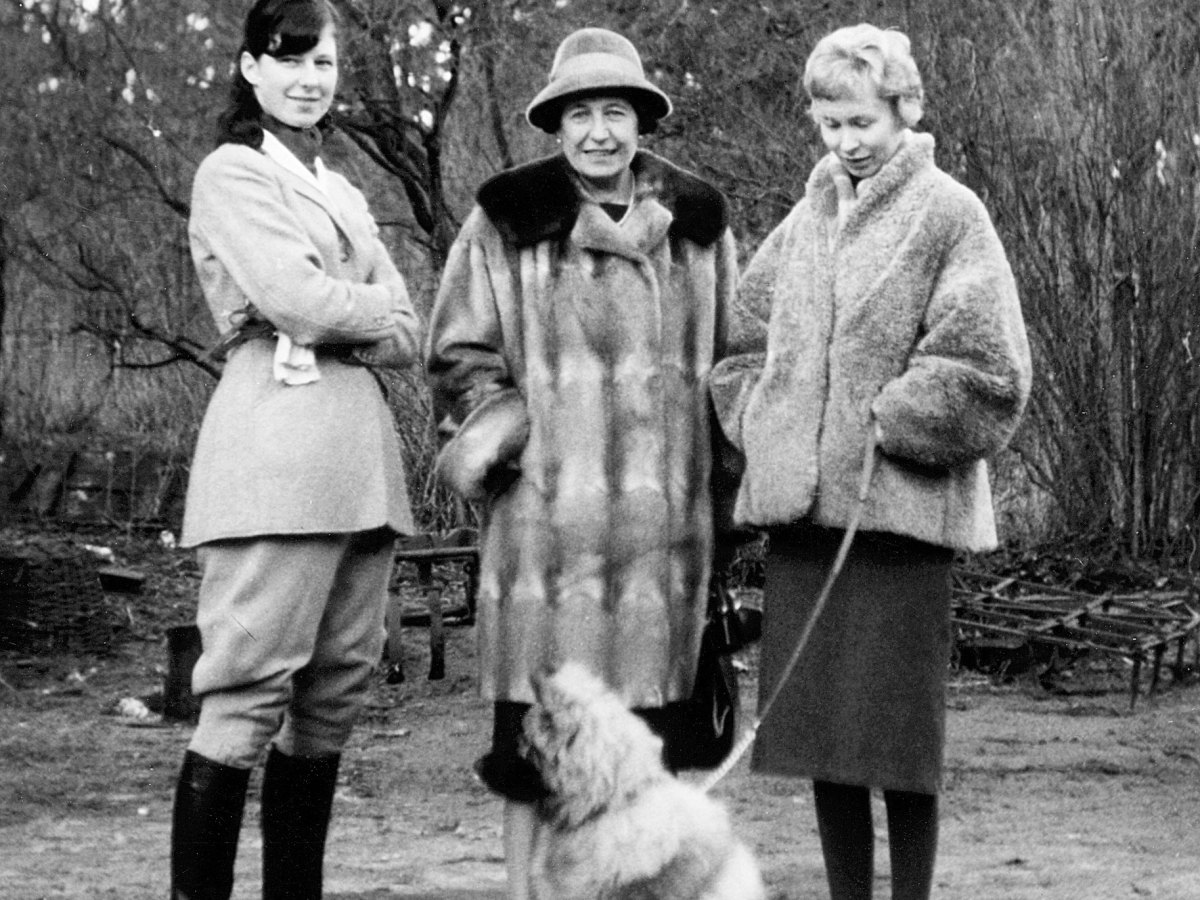 Edith Schweim and Her Daughters, Germany, c.&nbsp;1960