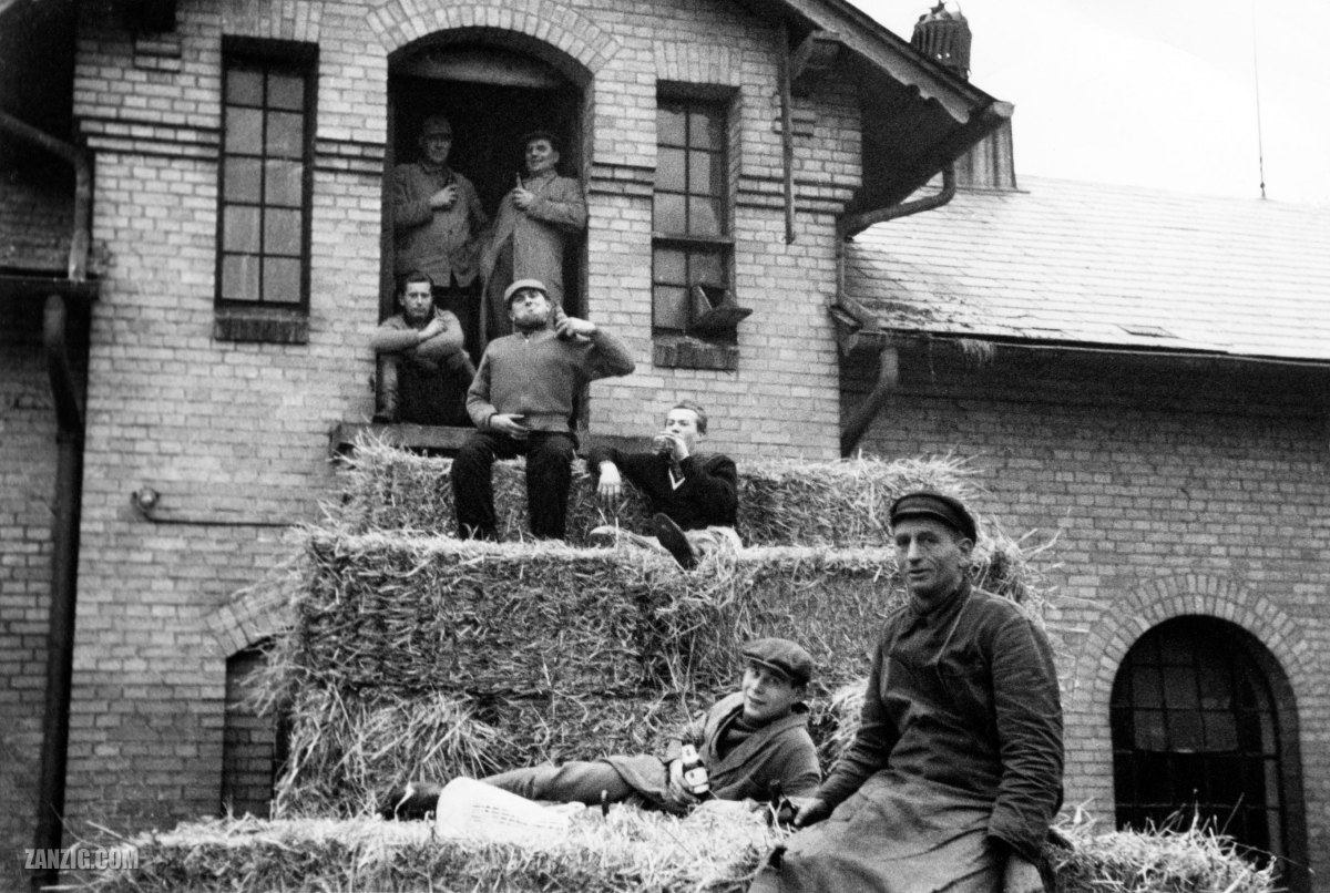 After-Work-Beer, Germany, c.&nbsp;1959