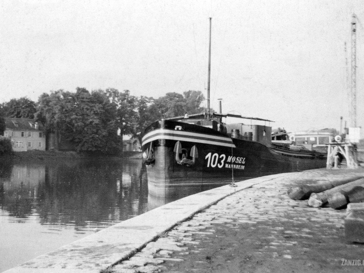 Vessel 103 Mosel, Schweinfurt, Germany,&nbsp;1942