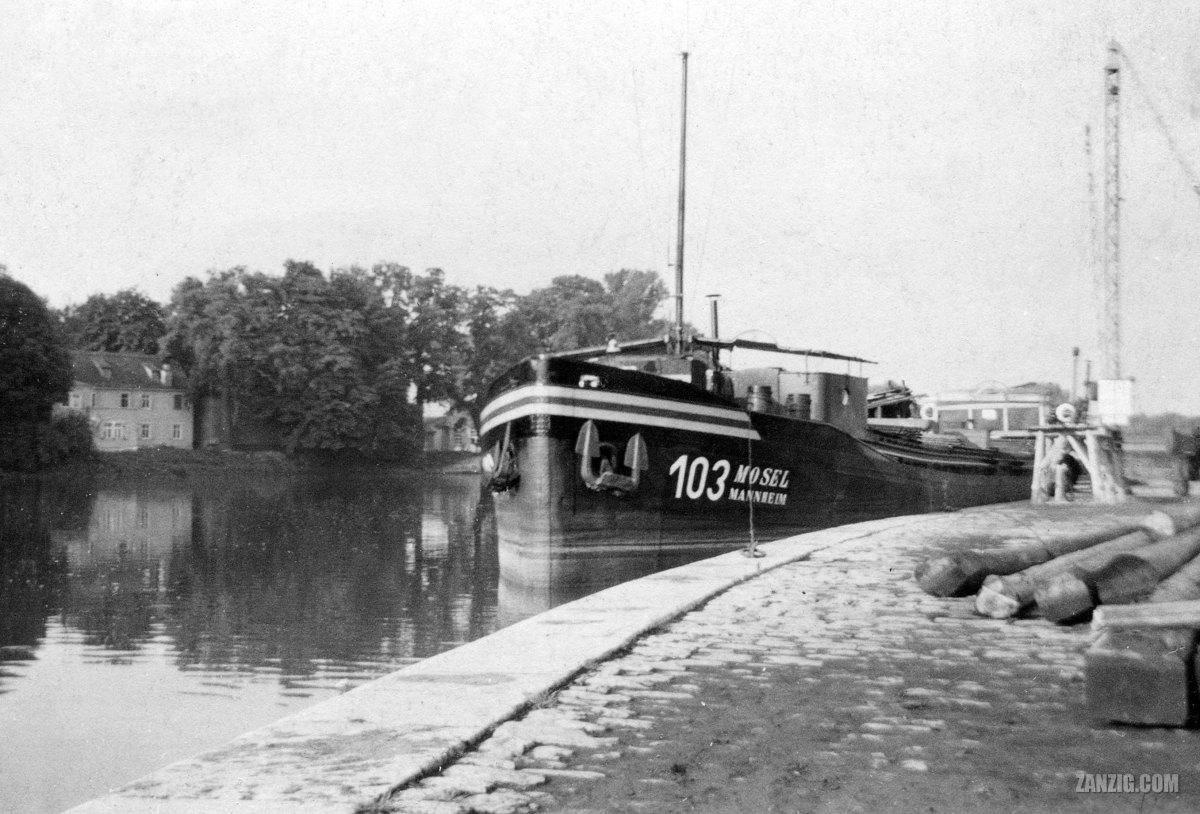 Vessel 103 Mosel, Schweinfurt, Germany,&nbsp;1942
