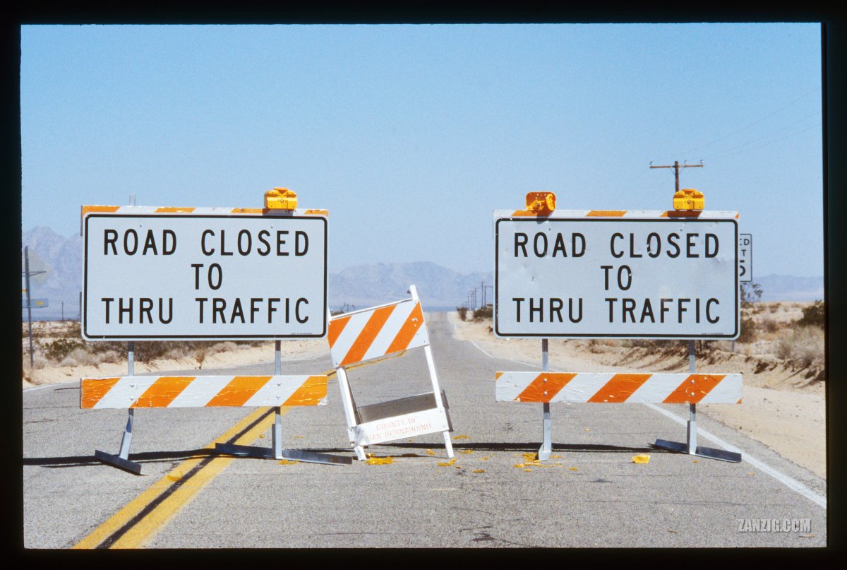 Road Closed To Thru&nbsp;Traffic